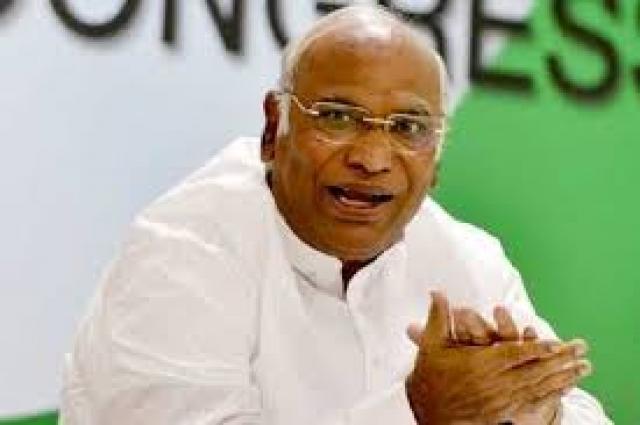  ಕೇಂದ್ರದ ಪ್ಯಾಕೇಜ್ ಉಪಯೋಗಕ್ಕೆ ಬಾರದು : ಮಲ್ಲಿಕಾರ್ಜುನ ಖರ್ಗೆ